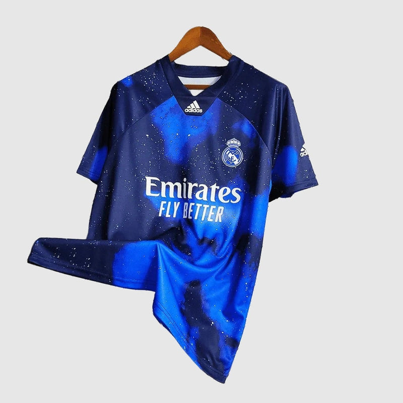 Real Madrid Retro Shirt - Fan Version